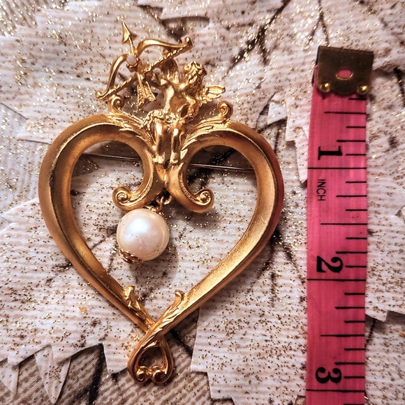 Vintage Goldtone Faux Pearl Heart Brooch Pin X-large - Picture 3 of 7
